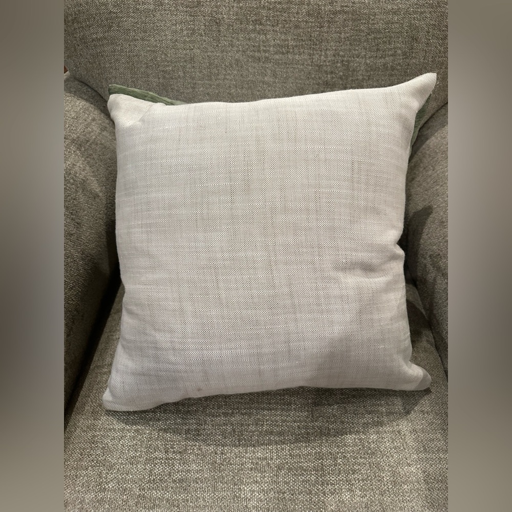 Downton Abbey Decorative Pillow ✨ - Picture 2 of 4